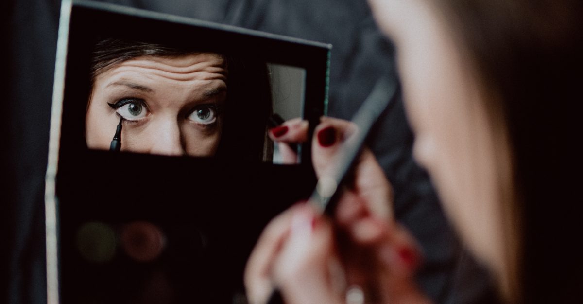 woman-getting-ready-for-work