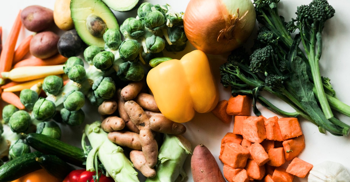 A photo of a person's groceries on a table. (Photo: Nathan Dumlao / Unsplash)