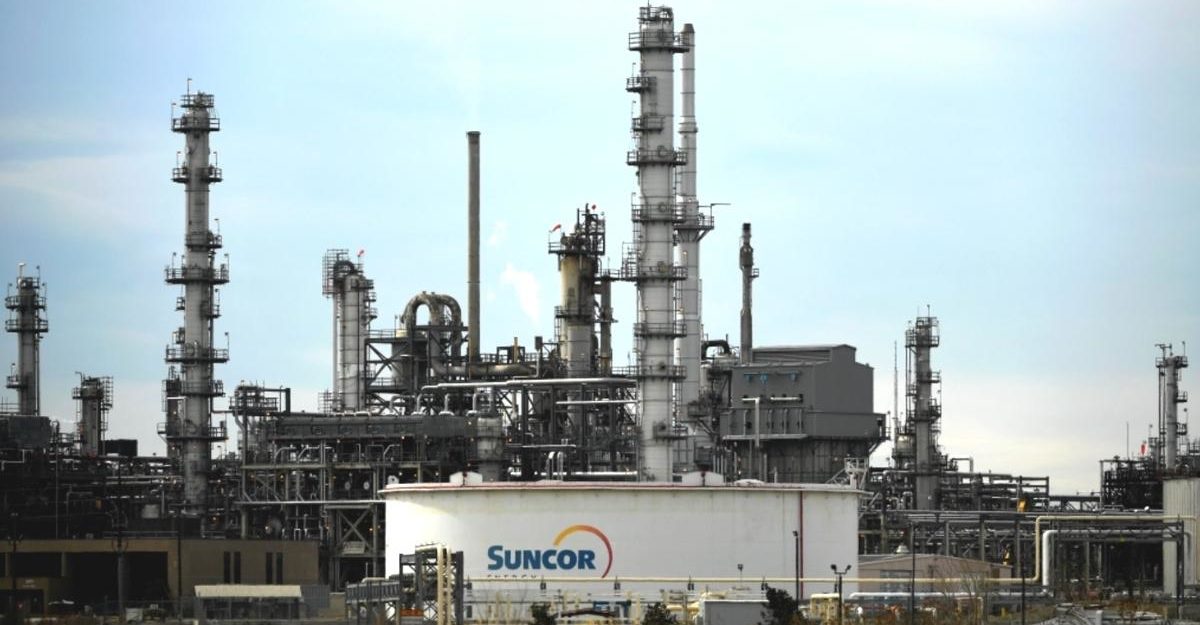 suncor-cutting-20-per-cent-contractors