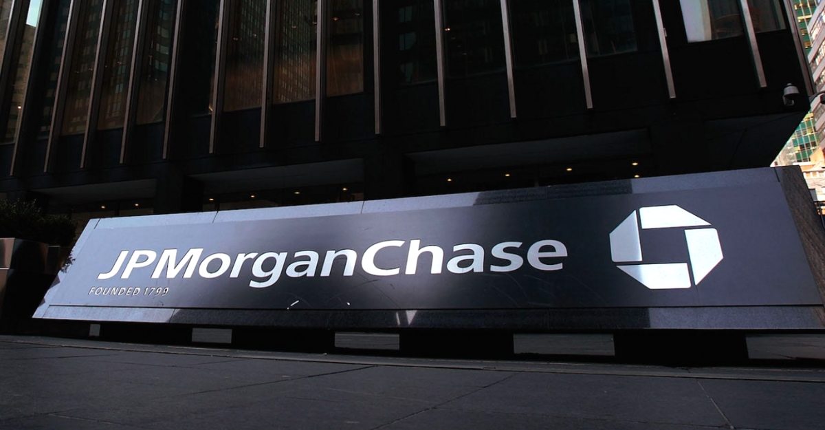 jpmorgan-slashing-500-jobs