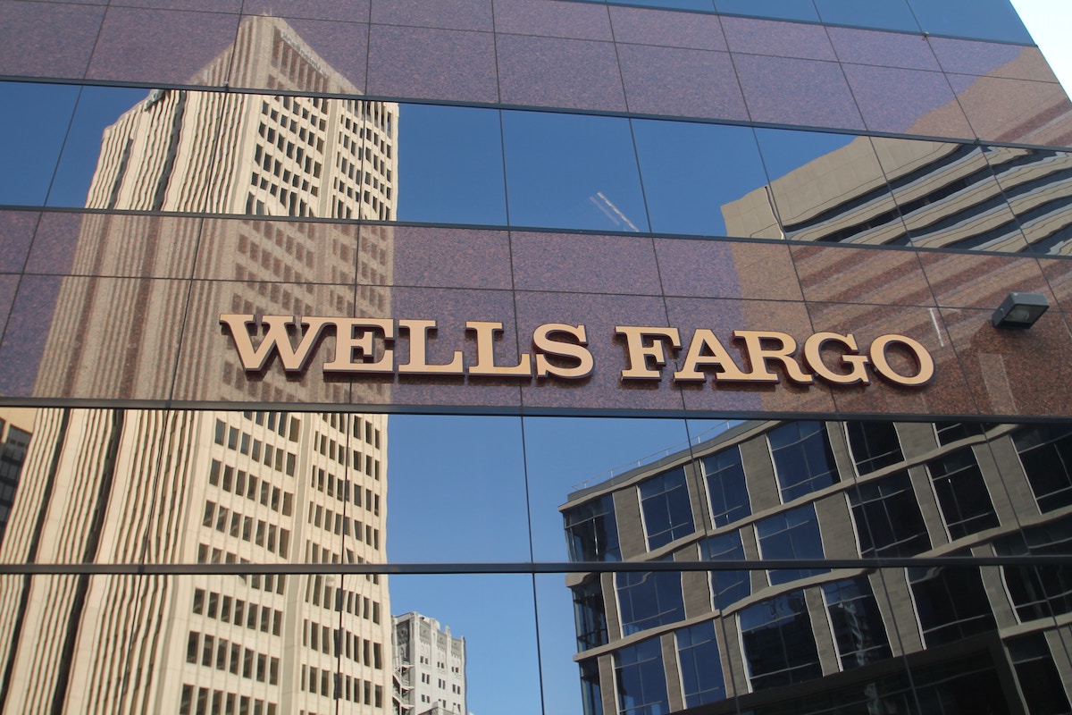 Wells Fargo Canada Severance Packages Samfiru Tumarkin LLP