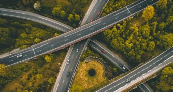 An aerial photo of a freeway. (Photo: Ed 259 / Unsplash)