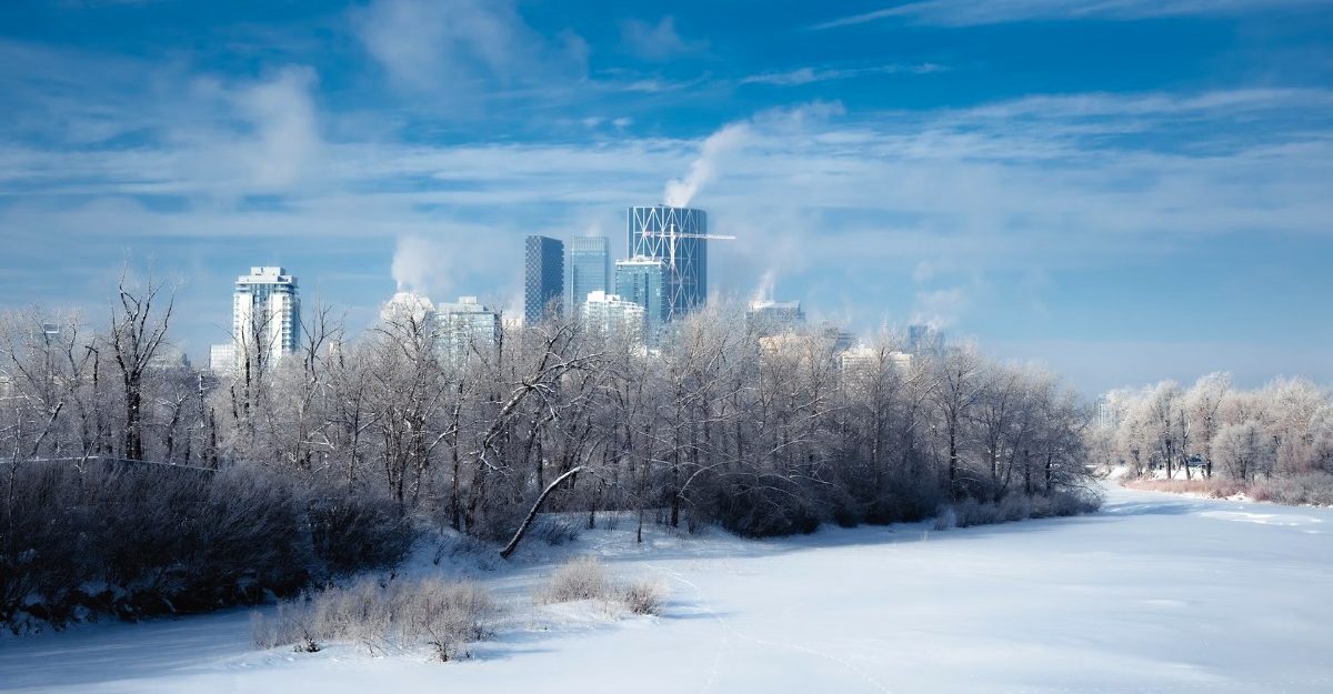 A photo of Calgary, Alberta in the winter. (Photo: Ryunosuke Kikuno / Unsplash)