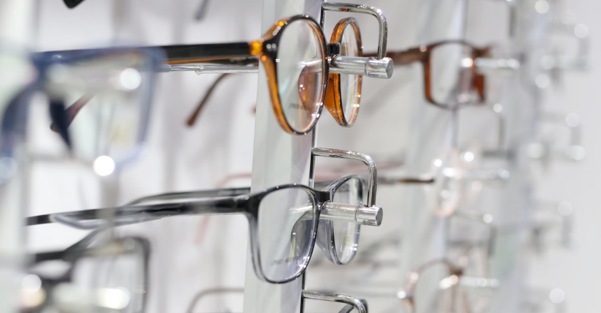 specsavers-layoffs-severance-pay A photo of eye glasses being displayed in a store. (Photo: Harpreet Singh / Unsplash)