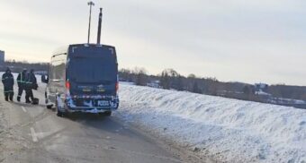OPP at the scene of a crash on the Highway 7 flyover ramp to Highway 8 in Kitchener on Jan. 26, 2026. (Photo: @OPP_HSD / X/Twitter)